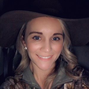 Meet your Posher, Chelsie